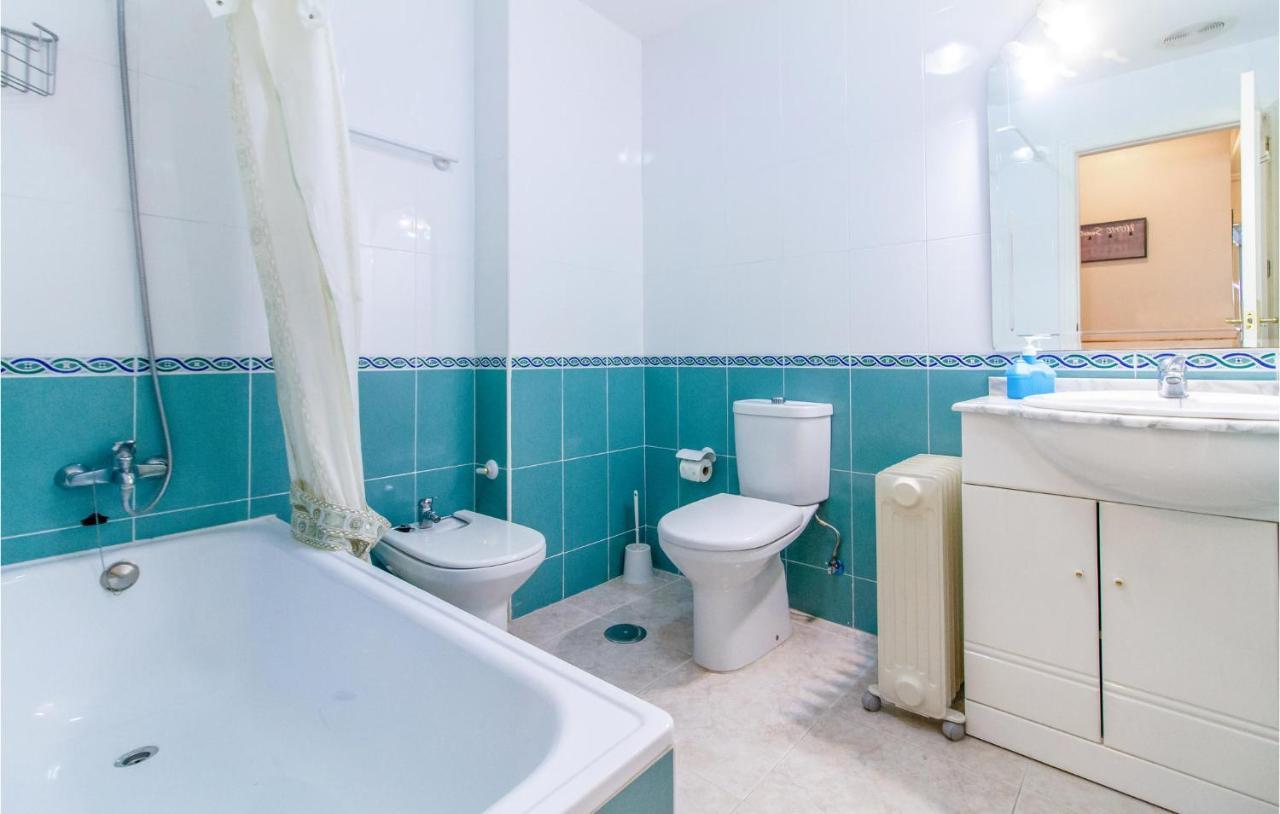 Awesome Apartment In Santa Pola With Kitchenette 외부 사진